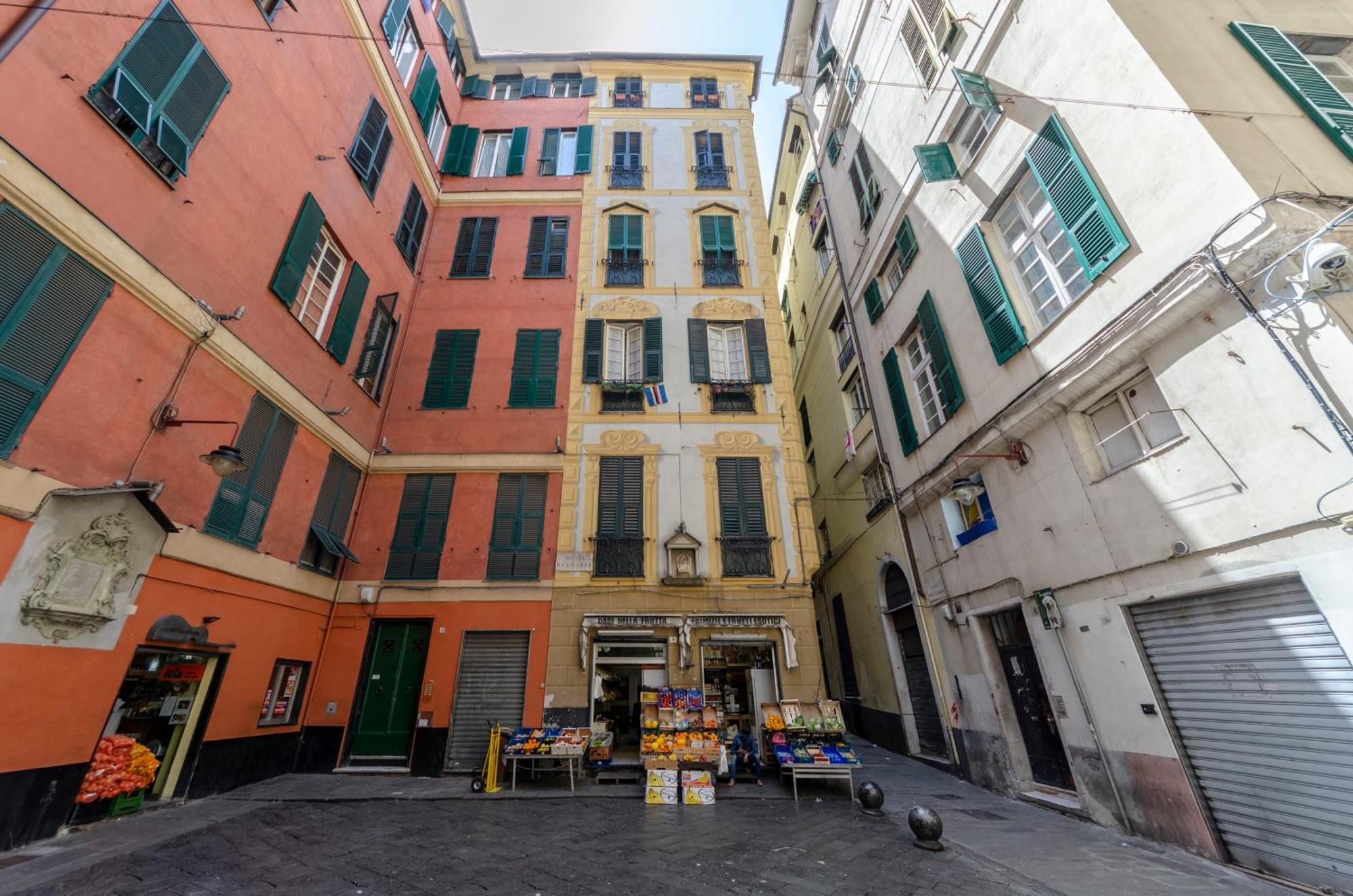 Castelli'S Apartments Campo 10 Genua Exteriör bild